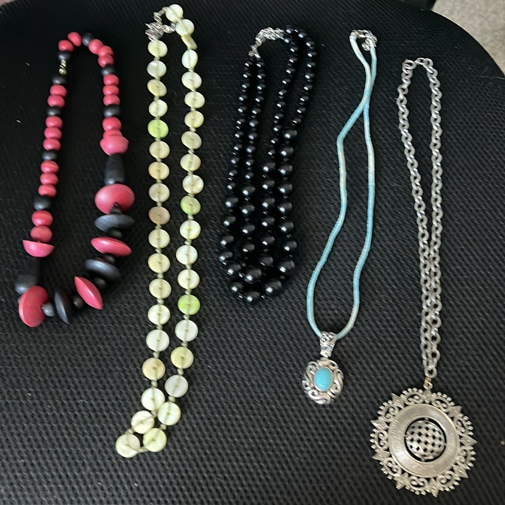 #19 variety material necklaces bundle